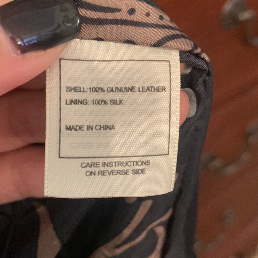 June 100% Genuine Leather Jacket - Picture 7 of 11